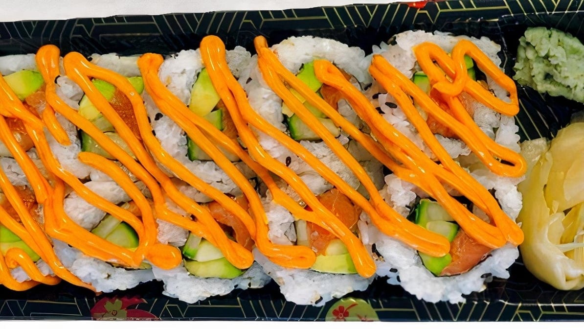 Spicy Salmon Roll.
