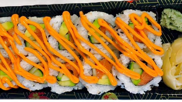 Spicy Salmon Roll.