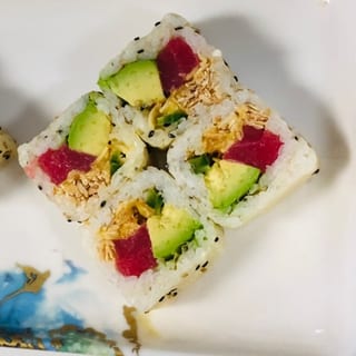 Tuna Thai Roll